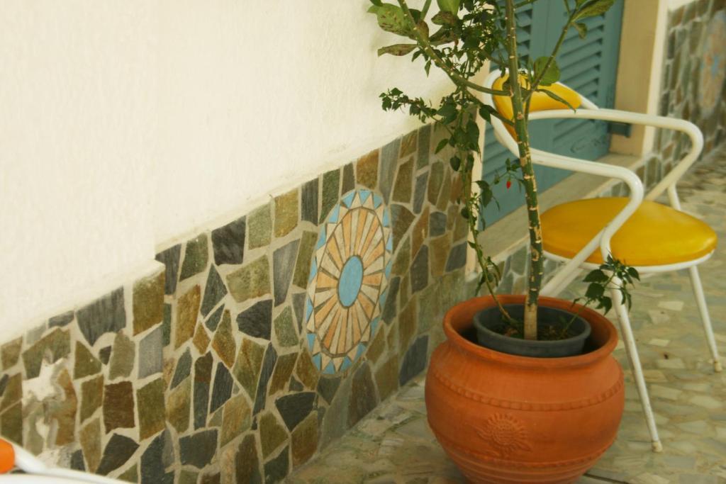 George Apartments Livadia  エクステリア 写真