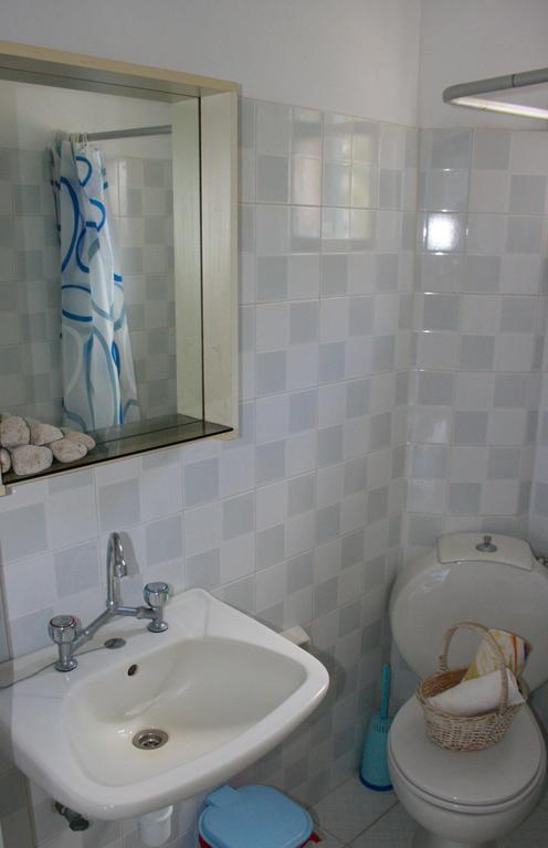 George Apartments Livadia  エクステリア 写真